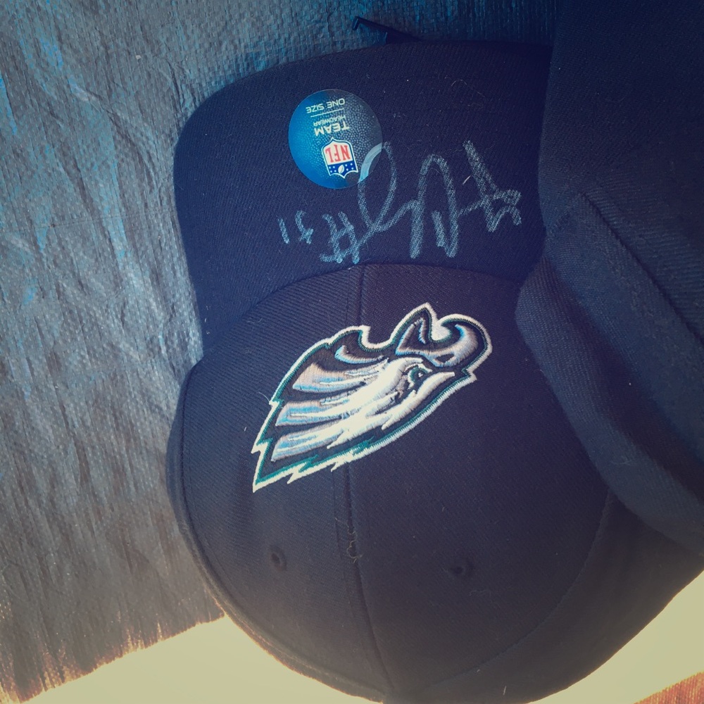 Caps from NFL eagles player